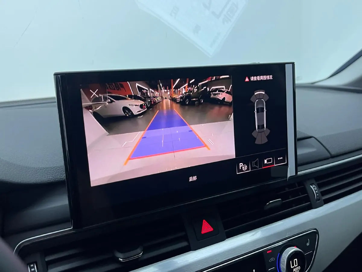 2022 Audi A4L 2.0T 190HP L4 7DCT,autocango,china used car exporter,china ev exporter,chinese used car exporter,chinese used ev exporter