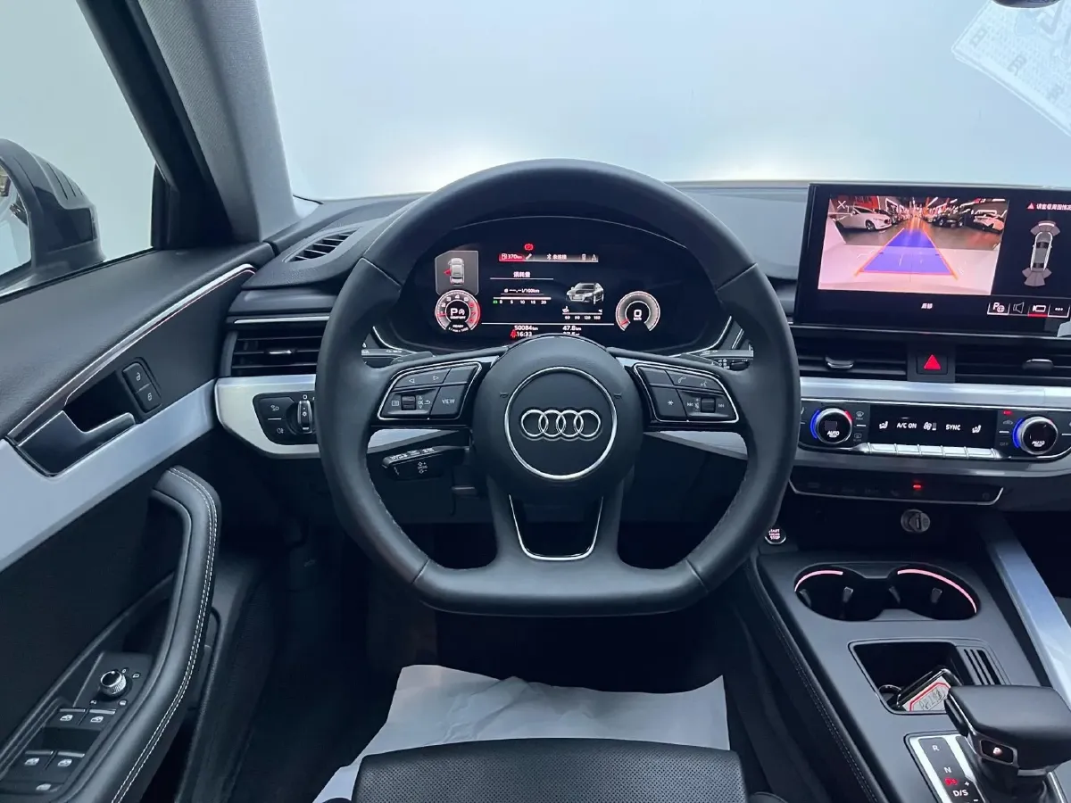 2022 Audi A4L 2.0T 190HP L4 7DCT,autocango,china used car exporter,china ev exporter,chinese used car exporter,chinese used ev exporter