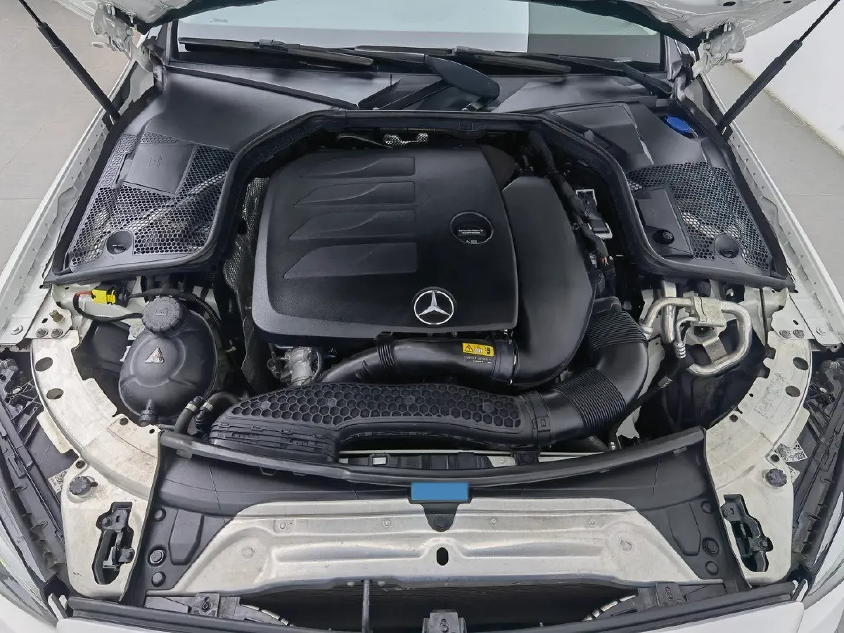 2021 Mercedes-Benz C Class 1.5T 184HP L4 9AT,autocango,china used car exporter,china ev exporter,chinese used car exporter,chinese used ev exporter