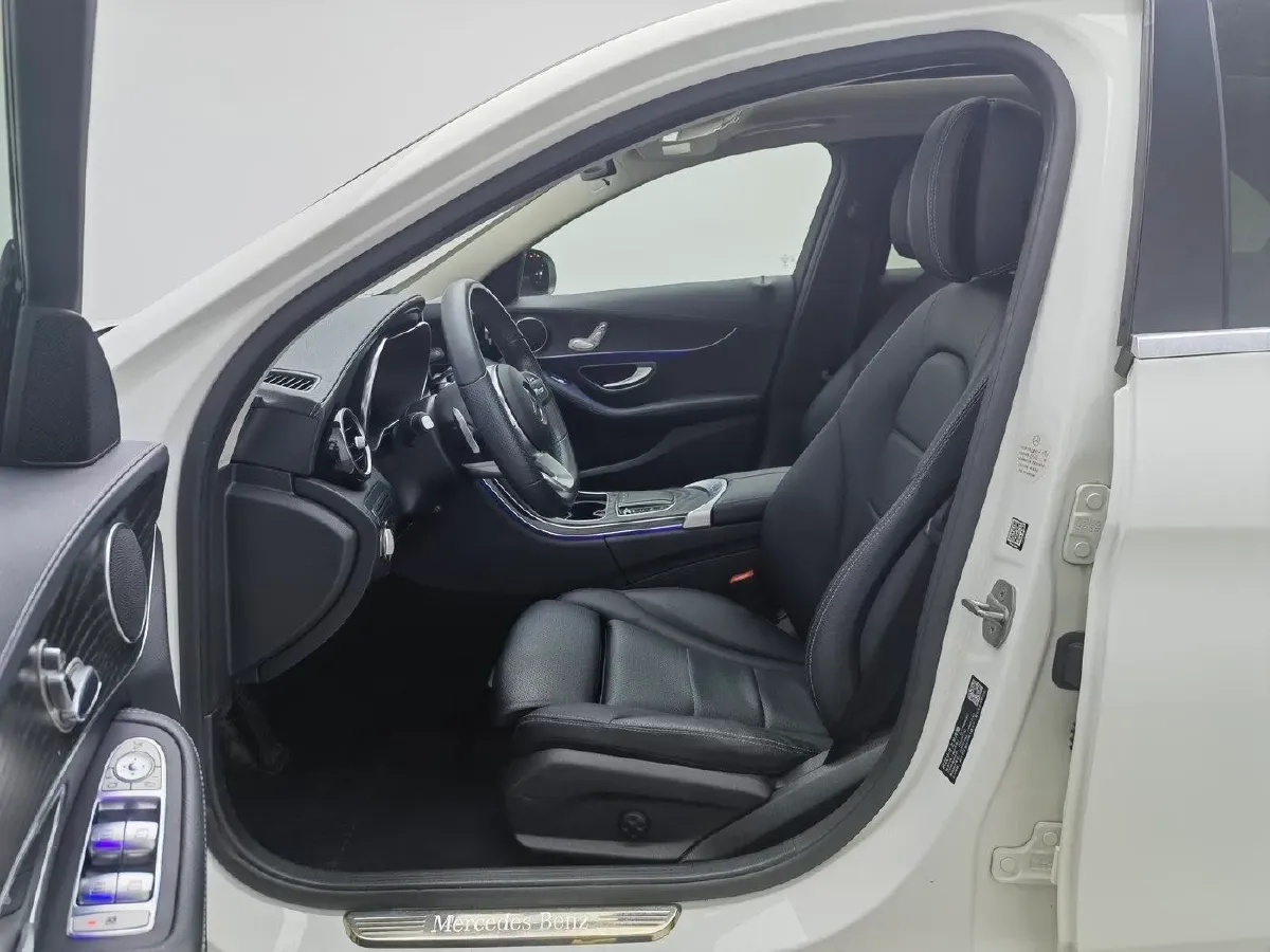 2021 Mercedes-Benz C Class 1.5T 184HP L4 9AT,autocango,china used car exporter,china ev exporter,chinese used car exporter,chinese used ev exporter
