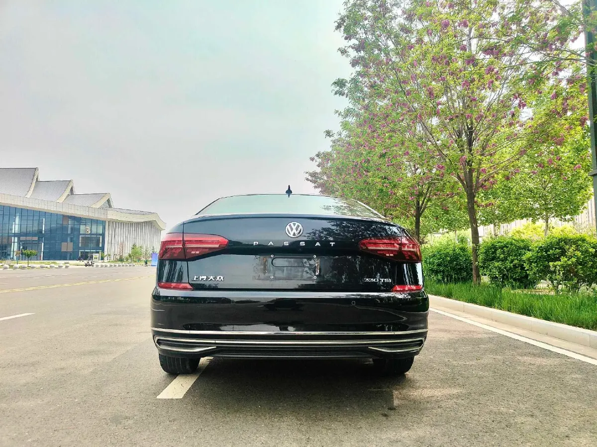 2020 Volkswagen Passat 2.0T 186HP L4 7DCT,autocango,china used car exporter,china ev exporter,chinese used car exporter,chinese used ev exporter