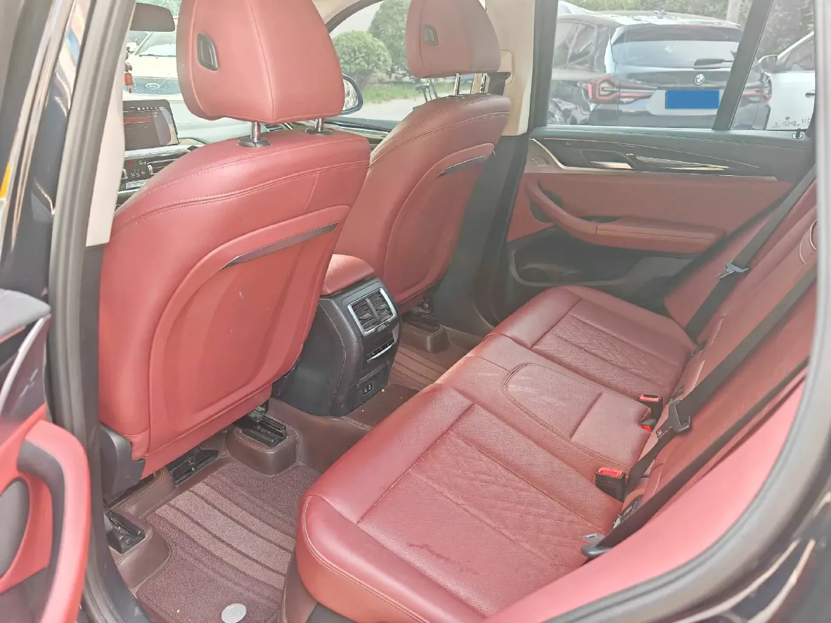 2022 BMW X3 2.0T 184HP L4 8AT,autocango,china used car exporter,china ev exporter,chinese used car exporter,chinese used ev exporter