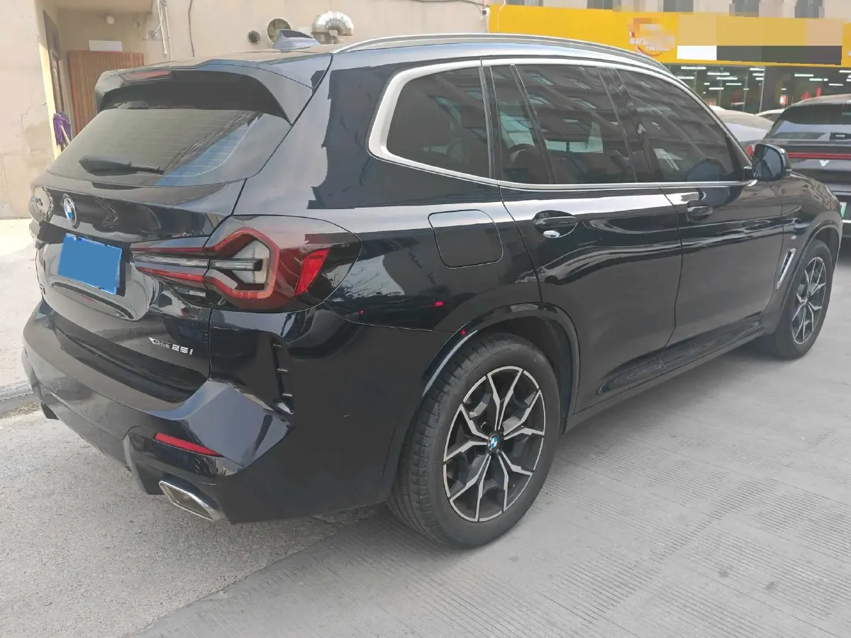 2022 BMW X3 2.0T 184HP L4 8AT,autocango,china used car exporter,china ev exporter,chinese used car exporter,chinese used ev exporter