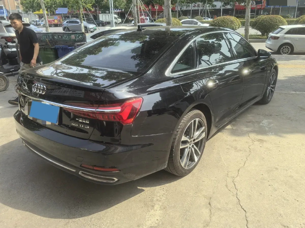 2021 Audi A6L 2.0T 224HP L4 7DCT,autocango,china used car exporter,china ev exporter,chinese used car exporter,chinese used ev exporter