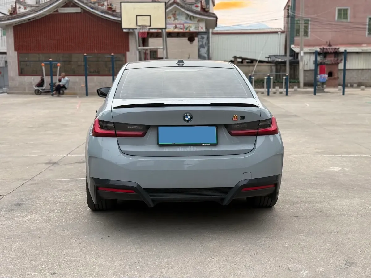2024 BMW i3 BEV 70KWH,autocango,china used car exporter,china ev exporter,chinese used car exporter,chinese used ev exporter