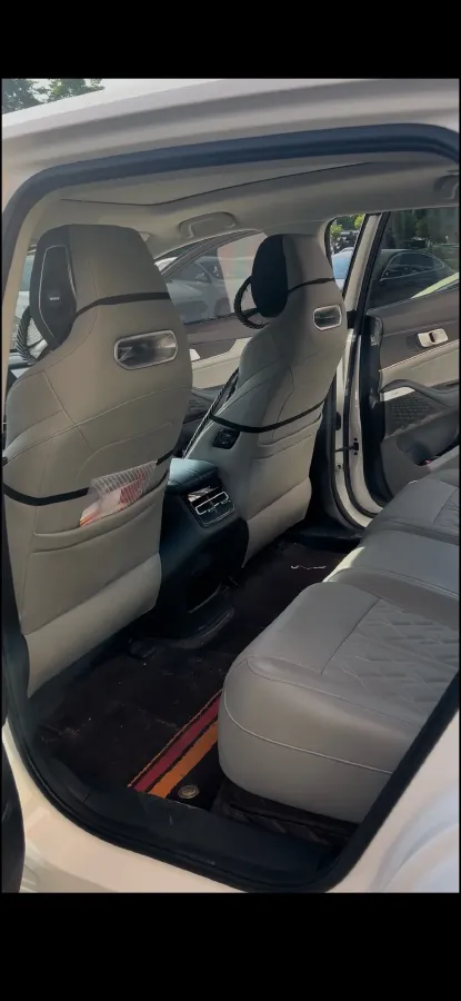2022 Chevrolet Menlo BEV 61.1KWH,autocango,china used car exporter,china ev exporter,chinese used car exporter,chinese used ev exporter