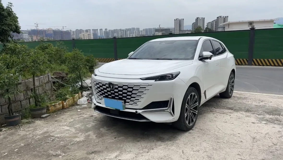 2022 Chevrolet Menlo BEV 61.1KWH,autocango,china used car exporter,china ev exporter,chinese used car exporter,chinese used ev exporter