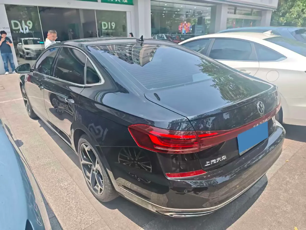 2023 Volkswagen Passat 2.0T 186HP L4 7DCT,autocango,china used car exporter,china ev exporter,chinese used car exporter,chinese used ev exporter