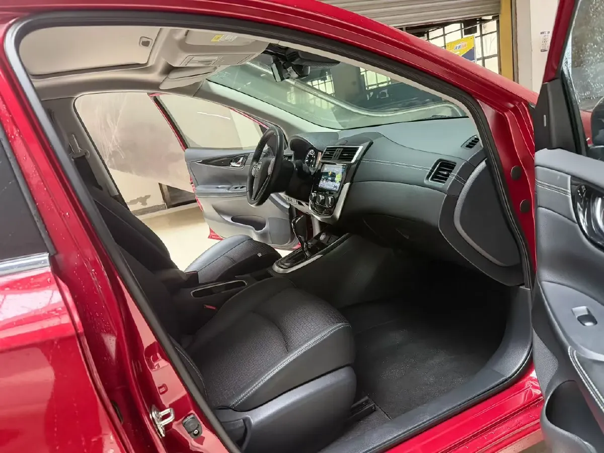 2020 Nissan Tiida 1.6L 126HP L4 CVT,autocango,china used car exporter,china ev exporter,chinese used car exporter,chinese used ev exporter