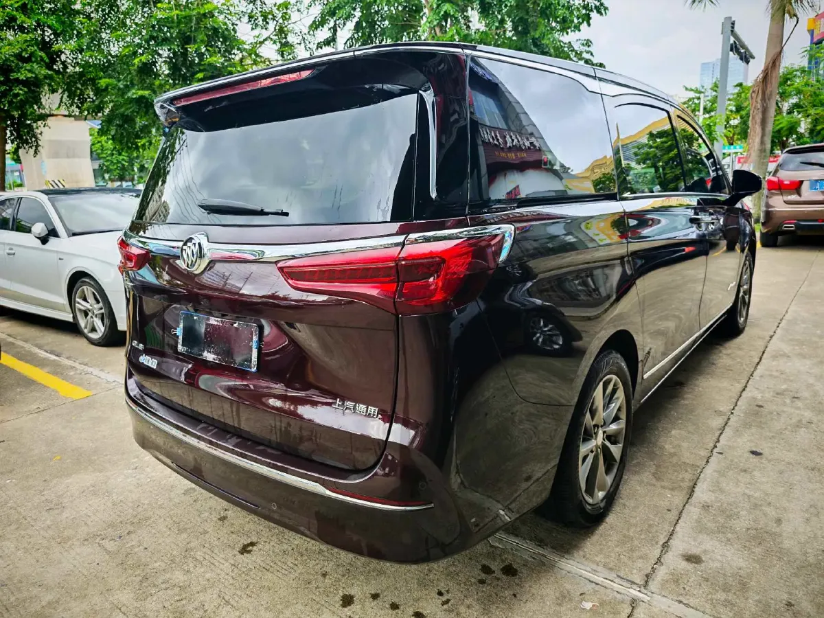 2021 Buick GL8 2.0T 237HP L4 9AT,autocango,china used car exporter,china ev exporter,chinese used car exporter,chinese used ev exporter