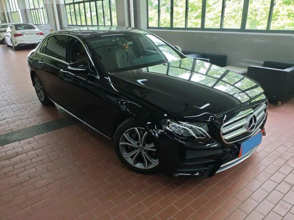 2020 Mercedes-Benz E Class 2.0T 258HP L4 9AT,autocango,china used car exporter,china ev exporter,chinese used car exporter,chinese used ev exporter