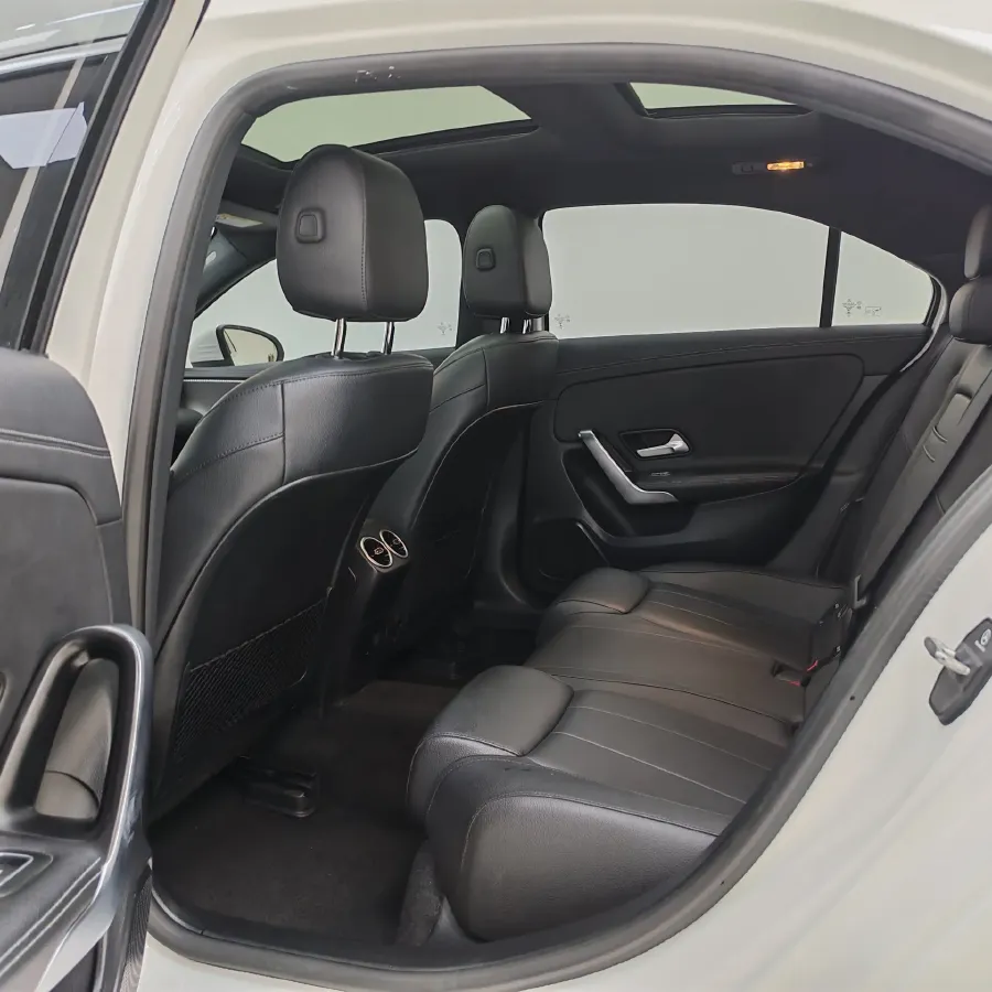 2022 Mercedes-Benz A Class 1.3T 136HP L4 7DCT,autocango,china used car exporter,china ev exporter,chinese used car exporter,chinese used ev exporter