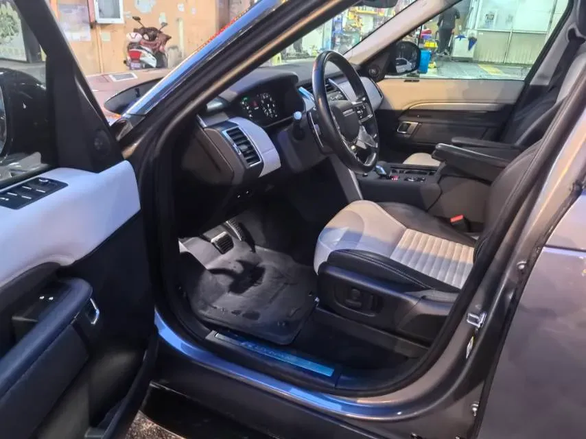 2021 Land Rover Discovery 3.0T 360HP L6 8AT,autocango,china used car exporter,china ev exporter,chinese used car exporter,chinese used ev exporter