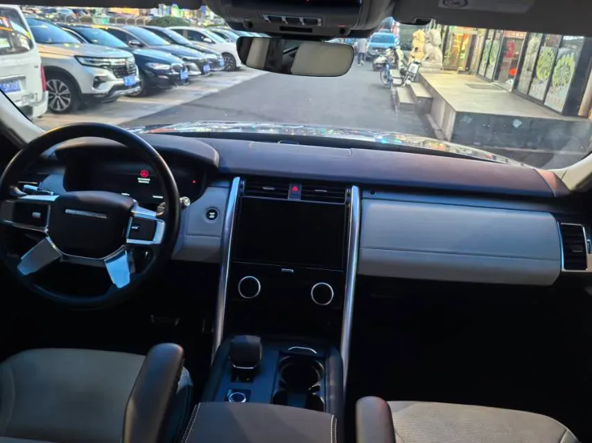 2021 Land Rover Discovery 3.0T 360HP L6 8AT,autocango,china used car exporter,china ev exporter,chinese used car exporter,chinese used ev exporter