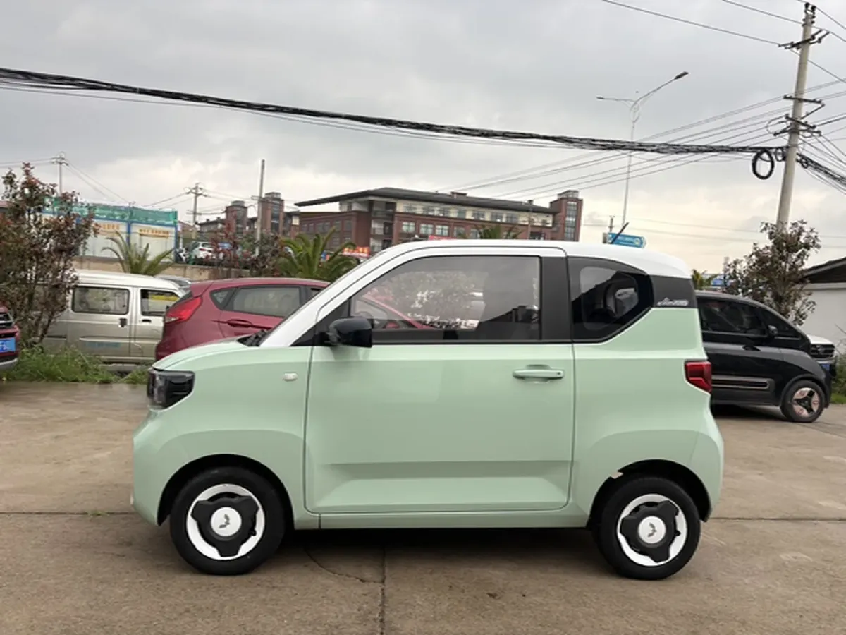 2022 WuLing HongGuang MINI EV BEV 9KWH,autocango,china used car exporter,china ev exporter,chinese used car exporter,chinese used ev exporter