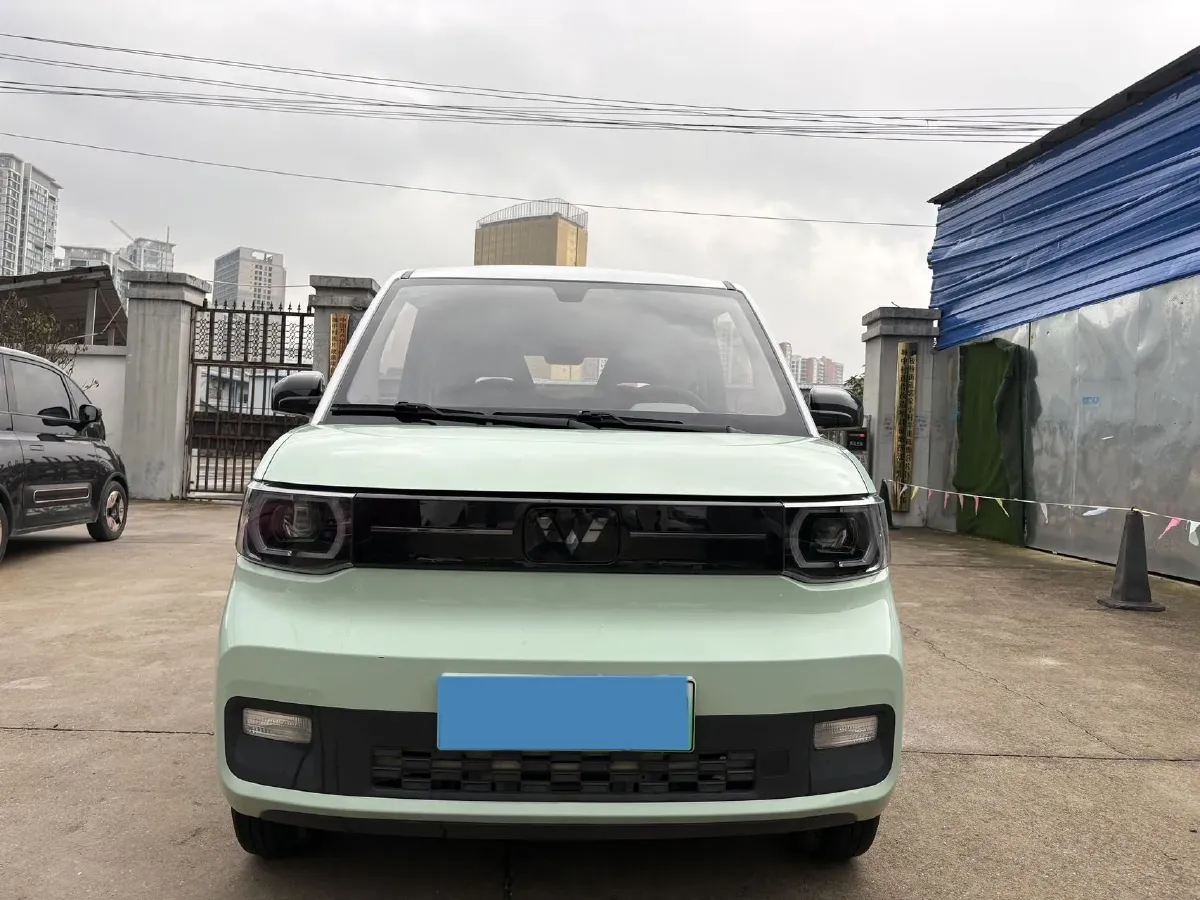 2022 WuLing HongGuang MINI EV BEV 9KWH,autocango,china used car exporter,china ev exporter,chinese used car exporter,chinese used ev exporter
