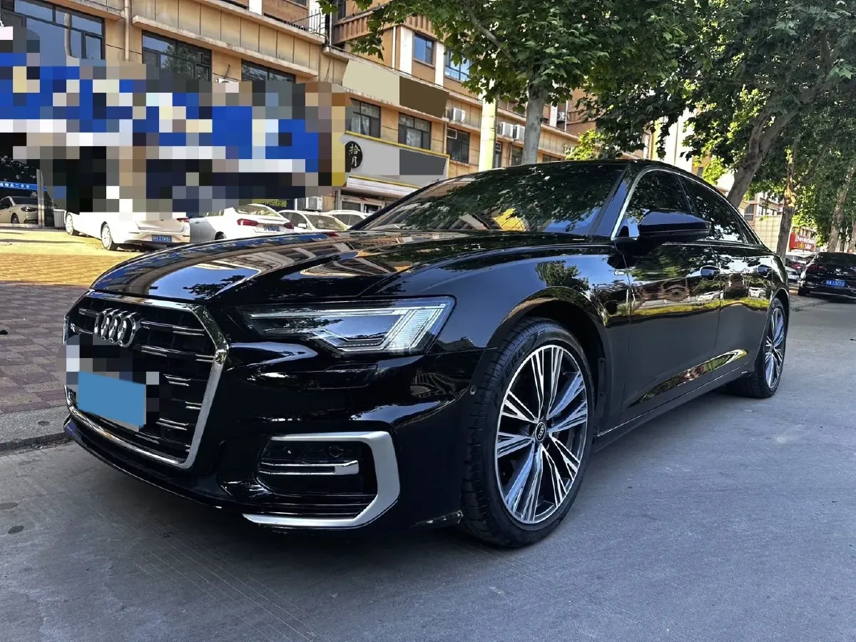 2025 Audi A6L 2.0T 245HP L4 7DCT,autocango,china used car exporter,china ev exporter,chinese used car exporter,chinese used ev exporter