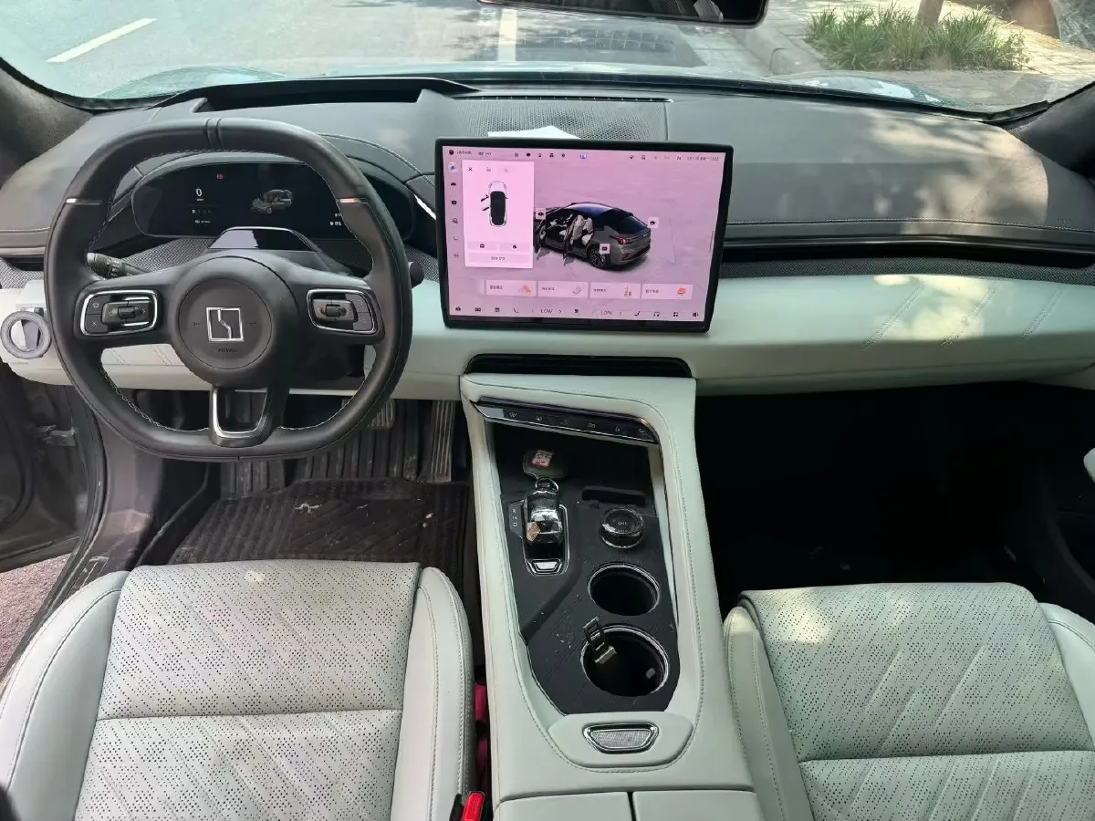 2024 Zeekr 001 BEV 95KWH,autocango,china used car exporter,china ev exporter,chinese used car exporter,chinese used ev exporter