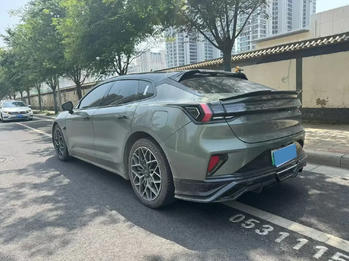 2024 Zeekr 001 BEV 95KWH,autocango,china used car exporter,china ev exporter,chinese used car exporter,chinese used ev exporter