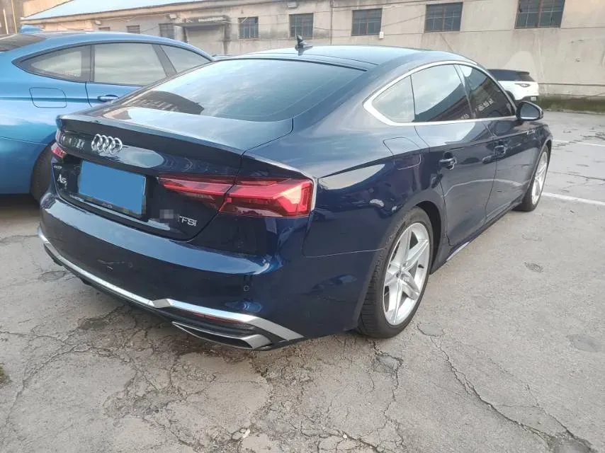 2022 Audi A5 2.0T 204HP L4 7DCT,autocango,china used car exporter,china ev exporter,chinese used car exporter,chinese used ev exporter