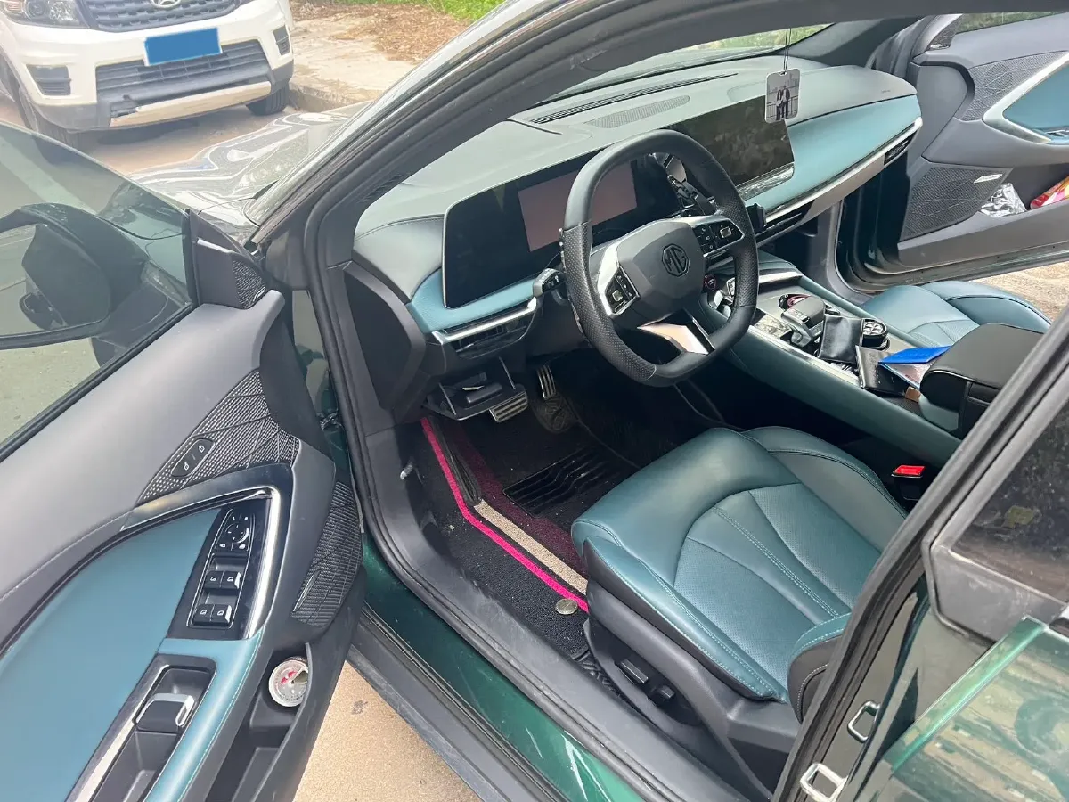 2023 MG 7 1.5T 188HP L4 7DCT,autocango,china used car exporter,china ev exporter,chinese used car exporter,chinese used ev exporter