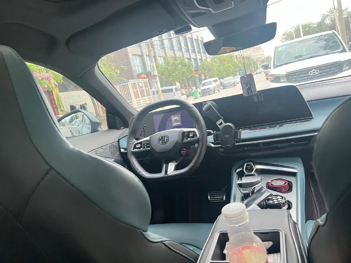 2023 MG 7 1.5T 188HP L4 7DCT,autocango,china used car exporter,china ev exporter,chinese used car exporter,chinese used ev exporter