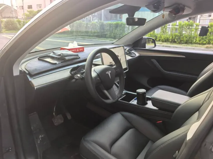 2022 Tesla Model Y BEV 60KWH,autocango,china used car exporter,china ev exporter,chinese used car exporter,chinese used ev exporter