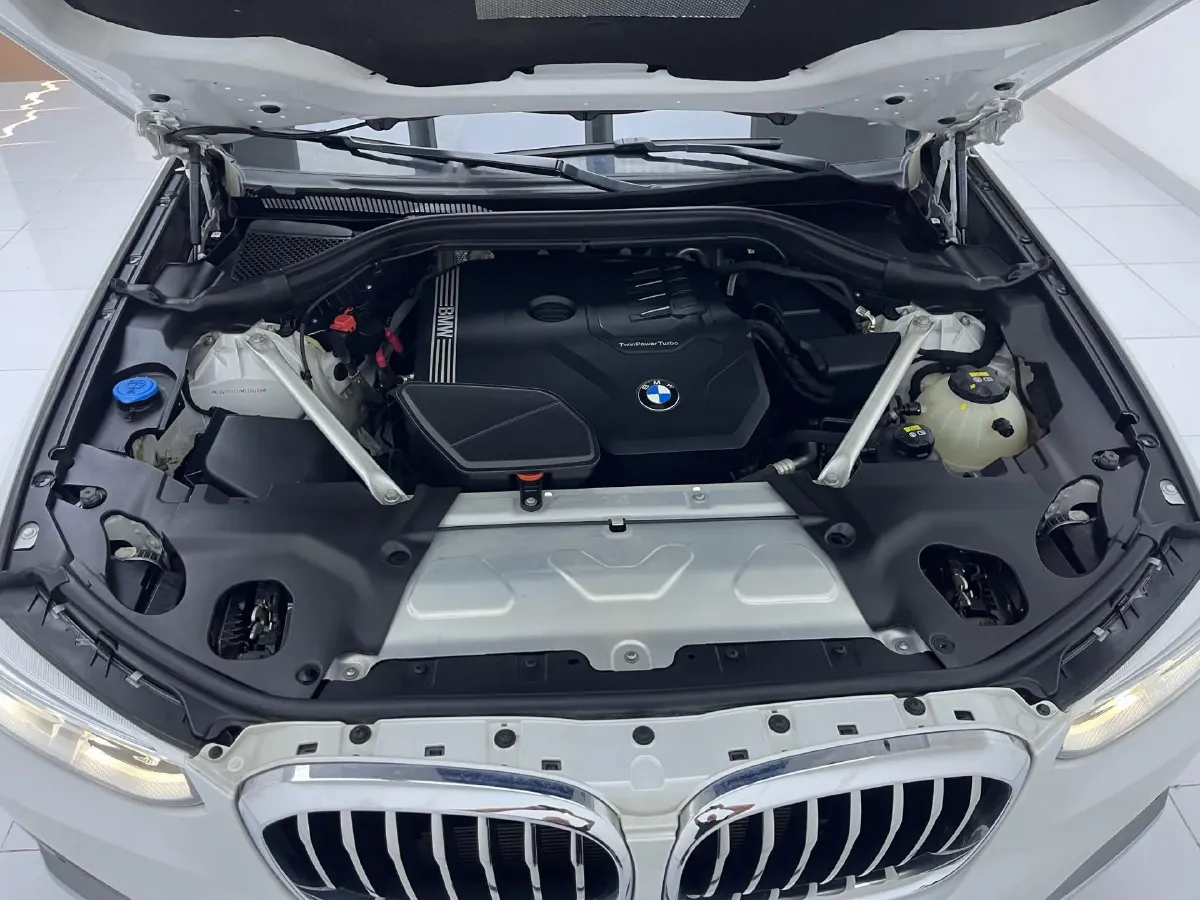 2021 BMW X3 2.0T 224HP L4 8AT,autocango,china used car exporter,china ev exporter,chinese used car exporter,chinese used ev exporter