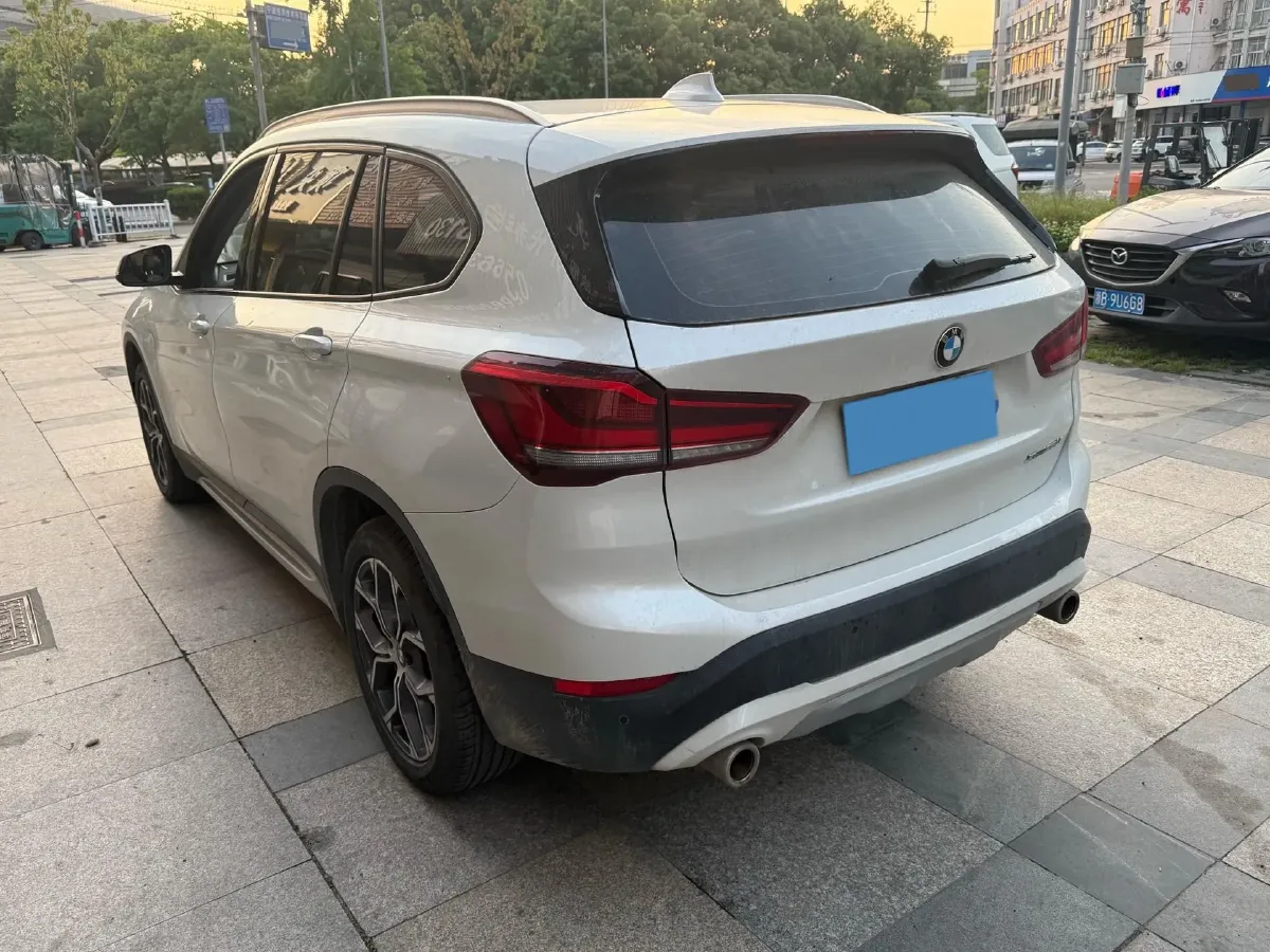 2020 BMW X1 1.5T 140HP L3 7DCT,autocango,china used car exporter,china ev exporter,chinese used car exporter,chinese used ev exporter
