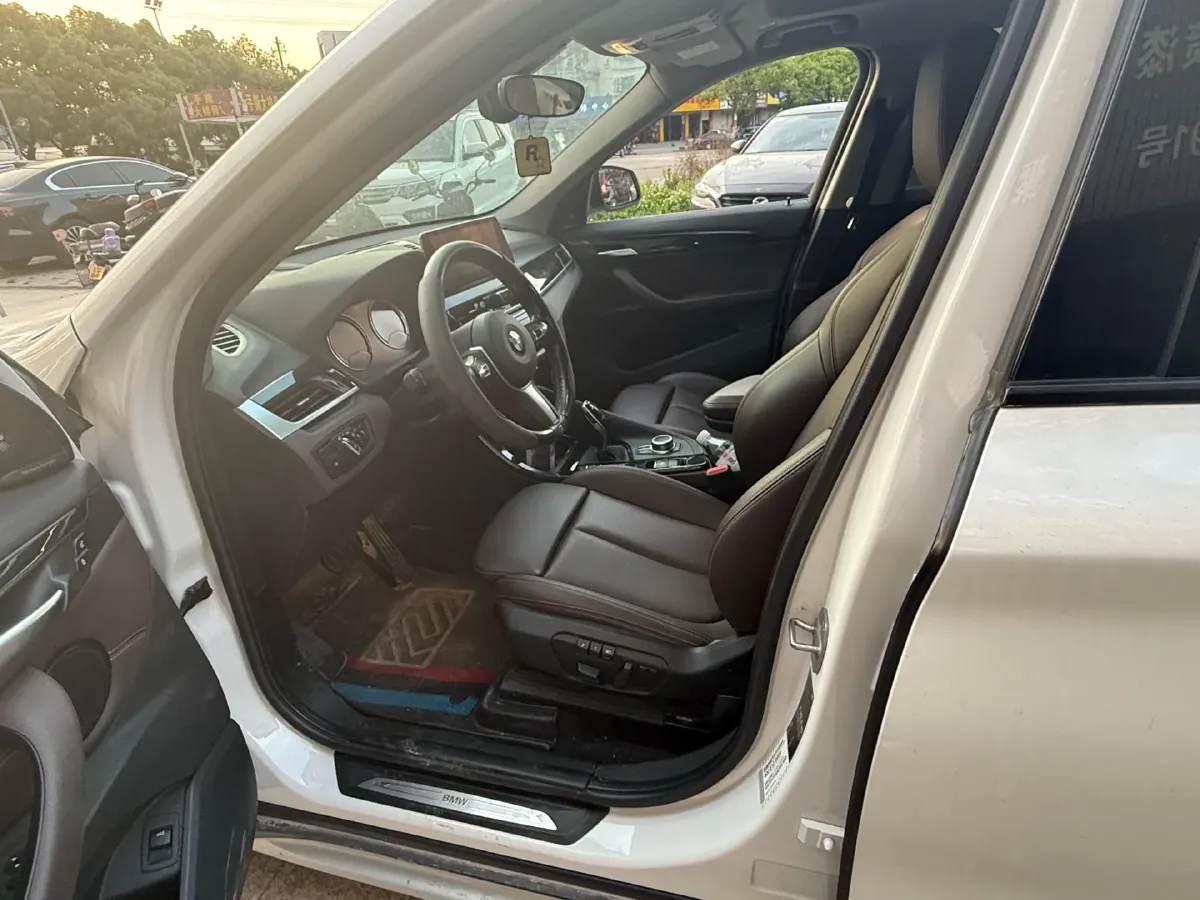 2020 BMW X1 1.5T 140HP L3 7DCT,autocango,china used car exporter,china ev exporter,chinese used car exporter,chinese used ev exporter