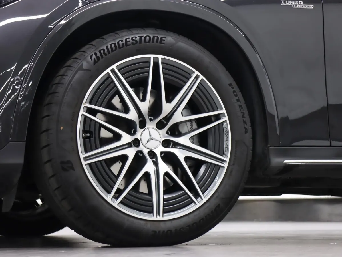 2024 Mercedes-Benz GLC AMG 2.0T 421HP L4 9AT,autocango,china used car exporter,china ev exporter,chinese used car exporter,chinese used ev exporter