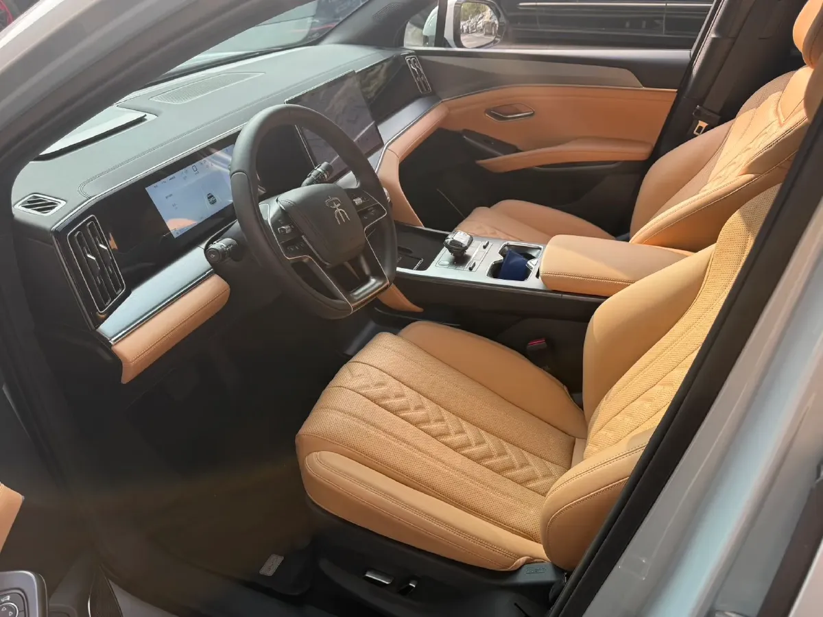 2024 BYD SongL DM-i 1.5L 101HP L4 E-CVT PHEV 18.3KWH,autocango,china used car exporter,china ev exporter,chinese used car exporter,chinese used ev exporter