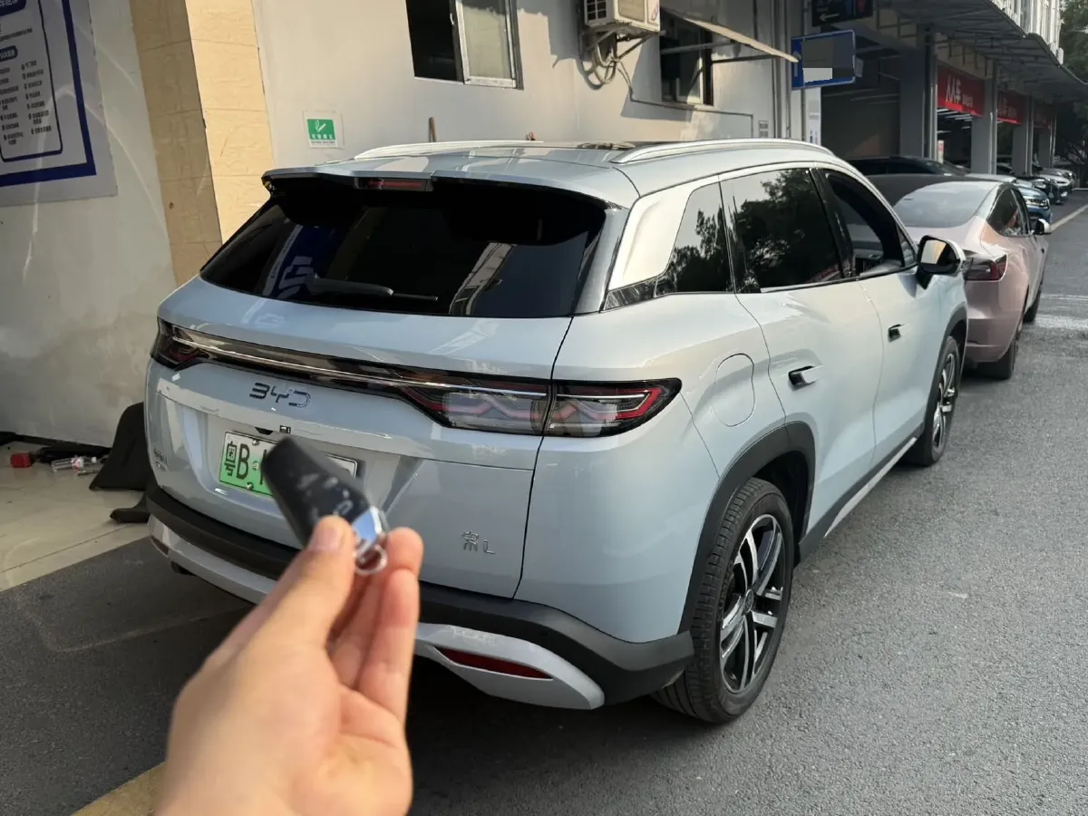 2024 BYD SongL DM-i 1.5L 101HP L4 E-CVT PHEV 18.3KWH,autocango,china used car exporter,china ev exporter,chinese used car exporter,chinese used ev exporter