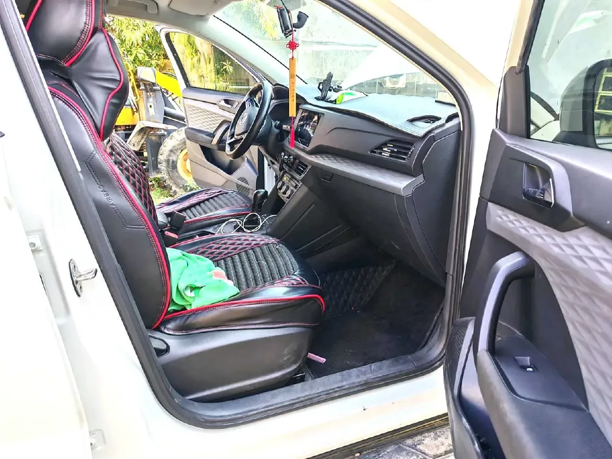 2021 Volkswagen Tharu 1.4T 150HP L4 7DCT,autocango,china used car exporter,china ev exporter,chinese used car exporter,chinese used ev exporter
