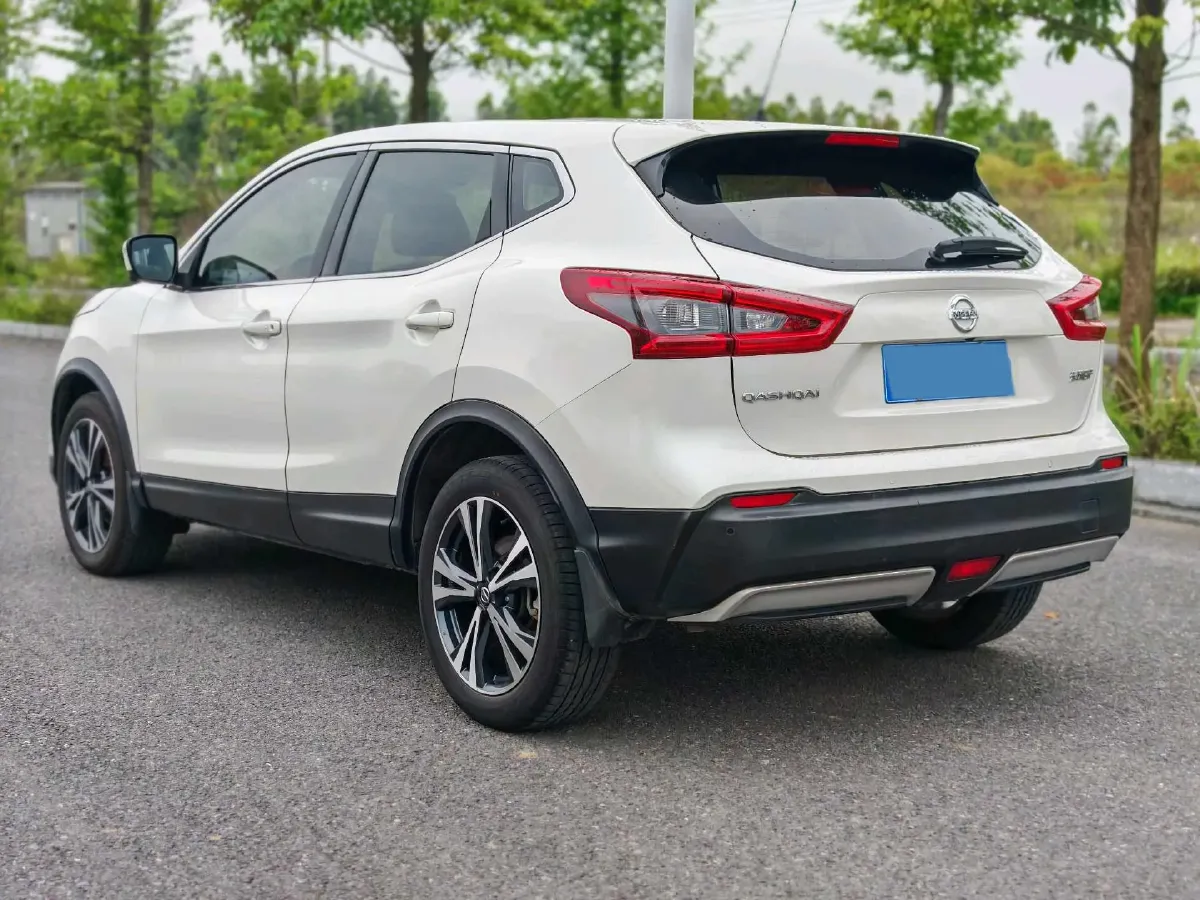 2021 Nissan Qashqai 2.0L 151HP L4 CVT,autocango,china used car exporter,china ev exporter,chinese used car exporter,chinese used ev exporter