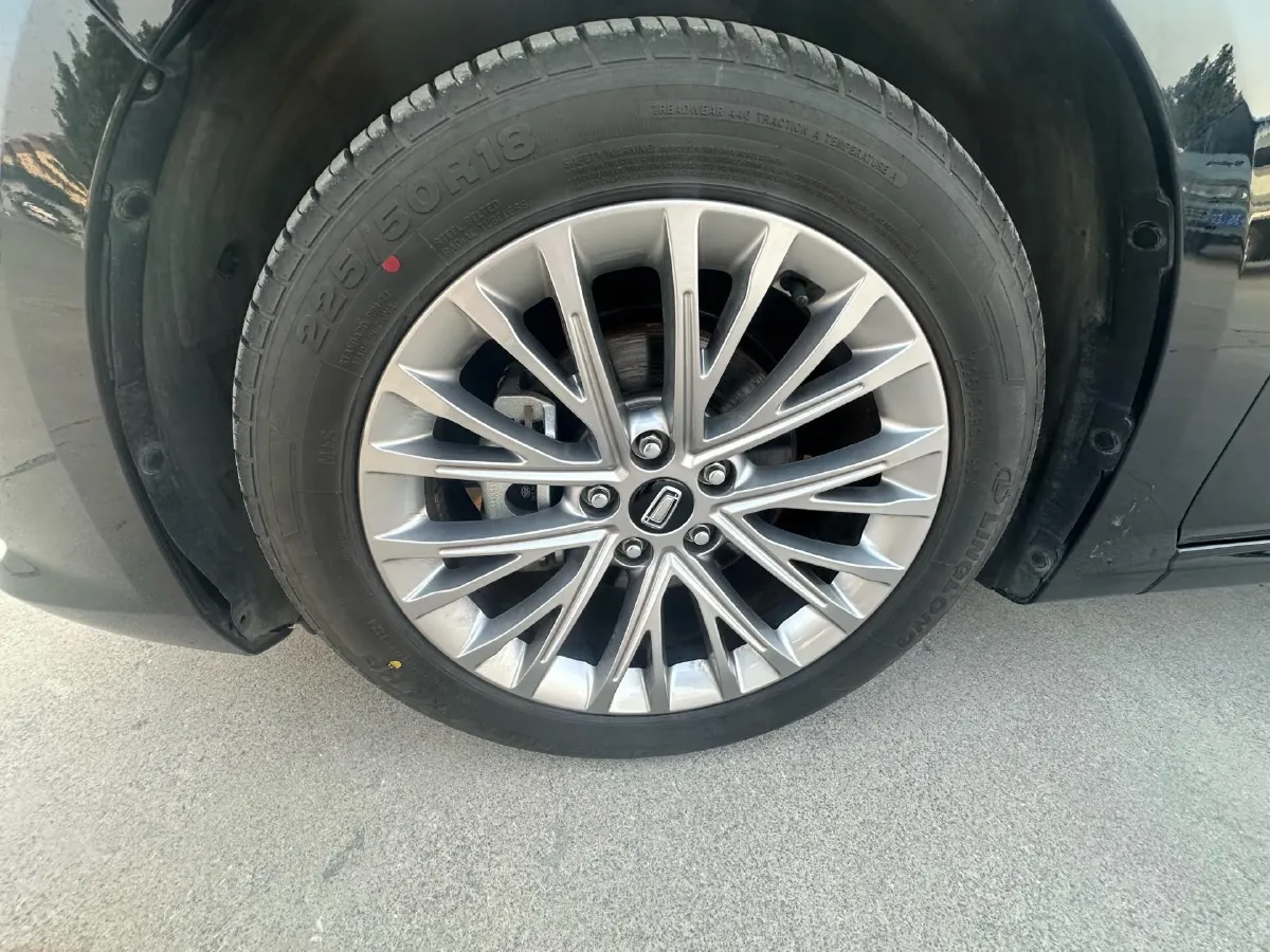 2022 Bestune B70 1.5T 169HP L4 7DCT,autocango,china used car exporter,china ev exporter,chinese used car exporter,chinese used ev exporter