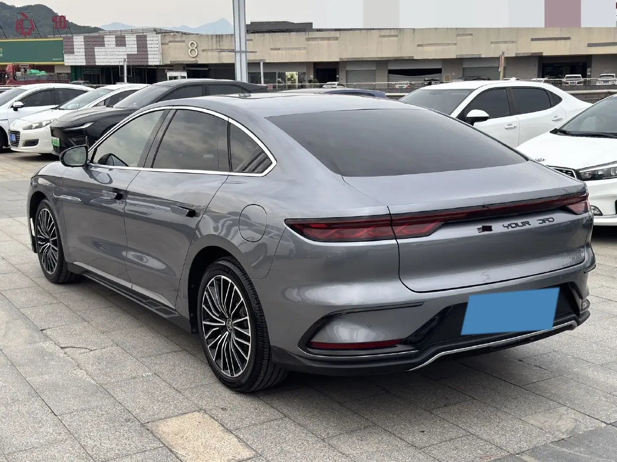 2022 Volkswagen Tiguan L 2.0T 186HP L4 7DCT,autocango,china used car exporter,china ev exporter,chinese used car exporter,chinese used ev exporter