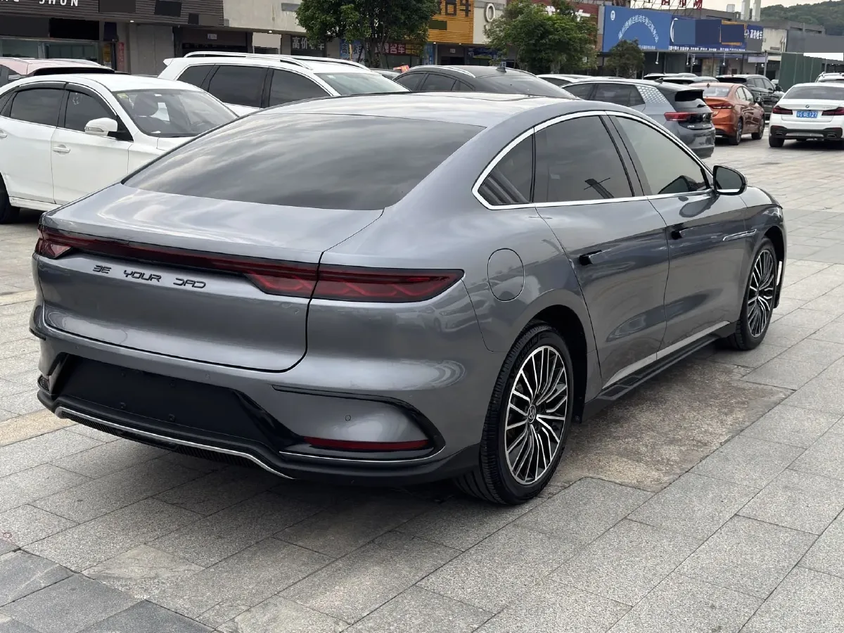 2022 Volkswagen Tiguan L 2.0T 186HP L4 7DCT,autocango,china used car exporter,china ev exporter,chinese used car exporter,chinese used ev exporter