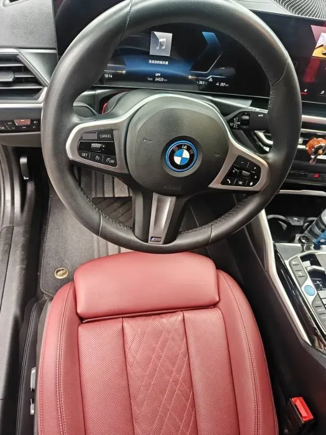 2024 BMW i3 BEV 70KWH,autocango,china used car exporter,china ev exporter,chinese used car exporter,chinese used ev exporter
