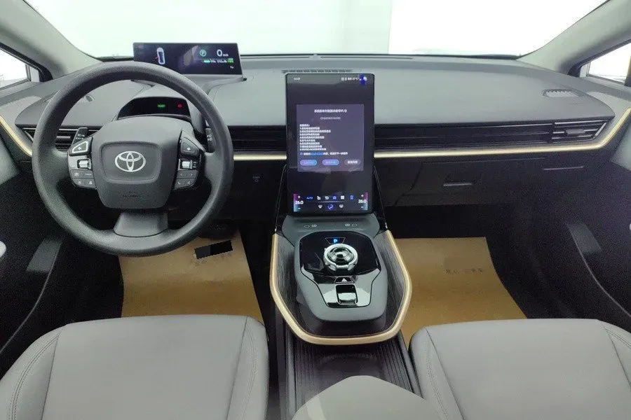 2024 Toyota bZ3 BEV 49.92KWH,autocango,china used car exporter,china ev exporter,chinese used car exporter,chinese used ev exporter