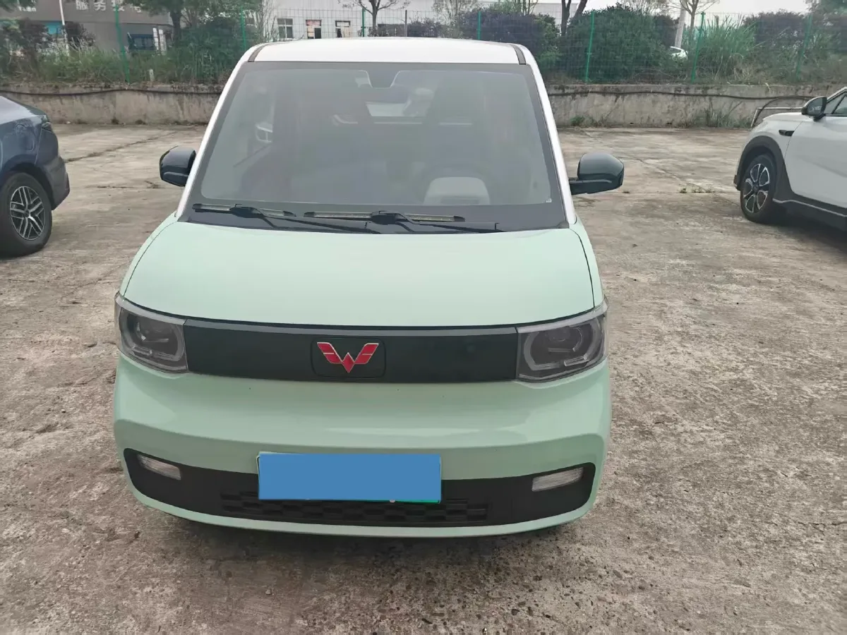 2021 WuLing HongGuang MINI EV BEV 13.8KWH,autocango,china used car exporter,china ev exporter,chinese used car exporter,chinese used ev exporter