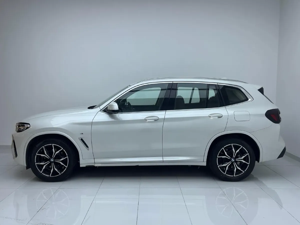 2022 BMW X3 2.0T 184HP L4 8AT,autocango,china used car exporter,china ev exporter,chinese used car exporter,chinese used ev exporter