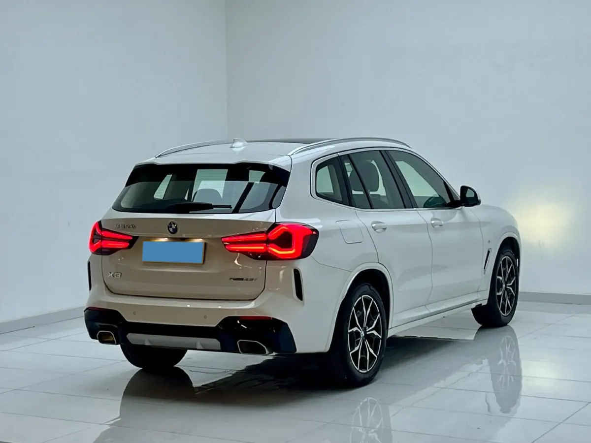 2022 BMW X3 2.0T 184HP L4 8AT,autocango,china used car exporter,china ev exporter,chinese used car exporter,chinese used ev exporter