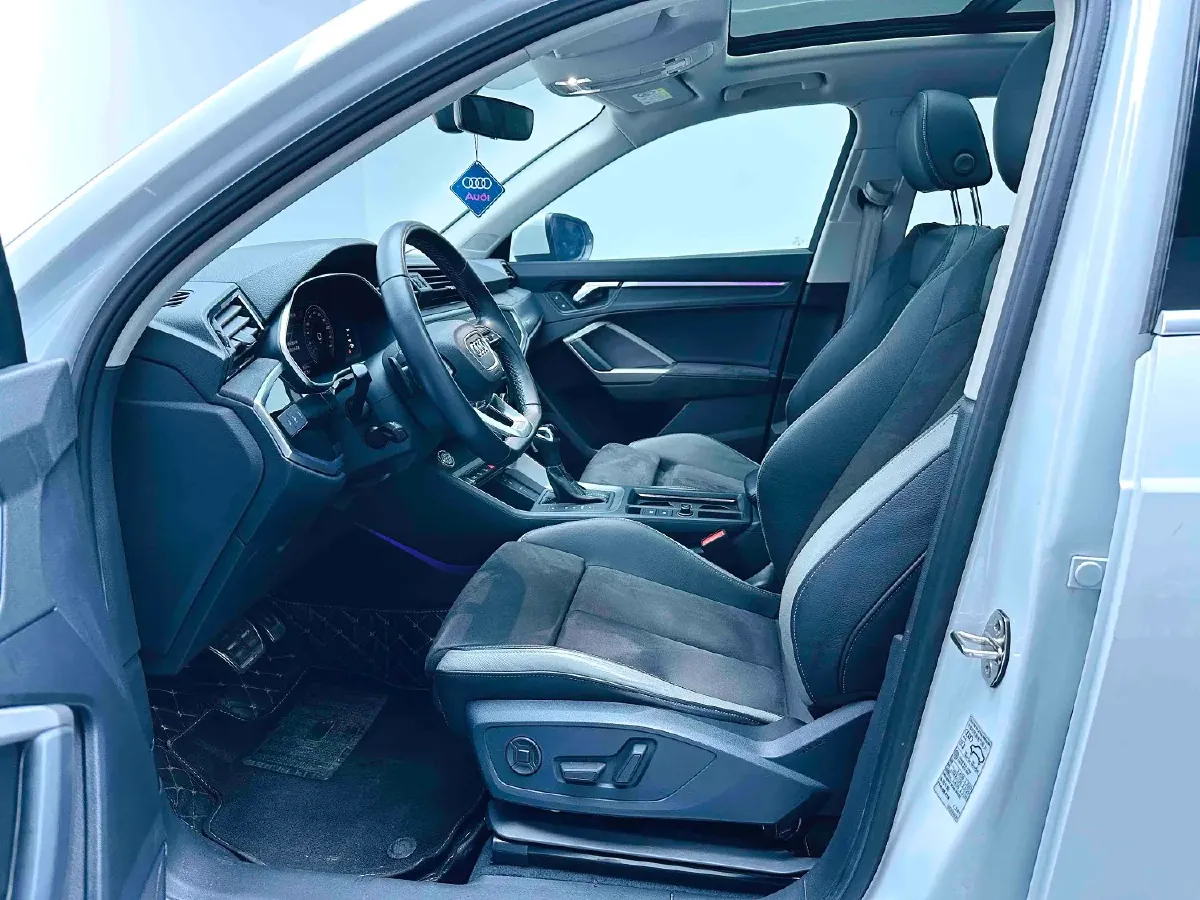 2022 Audi Q3 1.4T 150HP L4 7DCT,autocango,china used car exporter,china ev exporter,chinese used car exporter,chinese used ev exporter