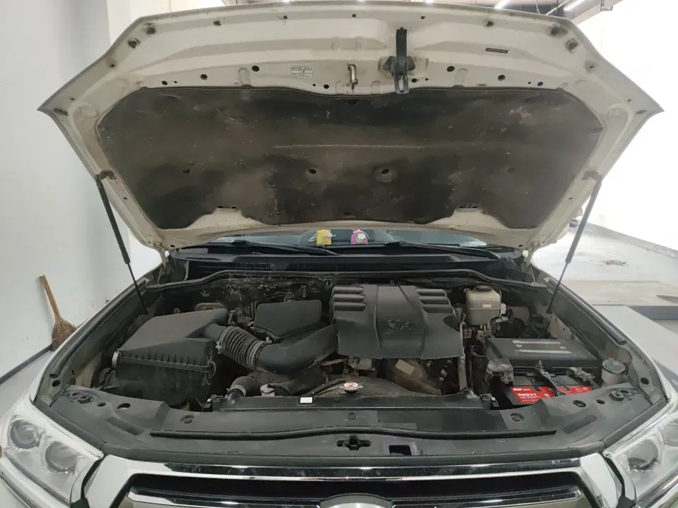 2019 Chevrolet Trax 1.0T 125HP L3 6AT,autocango,china used car exporter,china ev exporter,chinese used car exporter,chinese used ev exporter