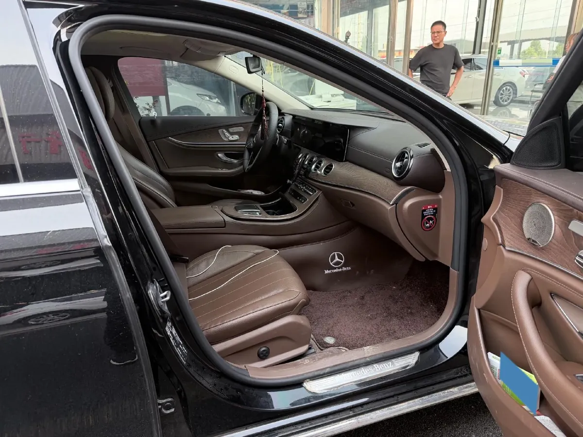 2022 Mercedes-Benz E Class 2.0T 258HP L4 9AT,autocango,china used car exporter,china ev exporter,chinese used car exporter,chinese used ev exporter