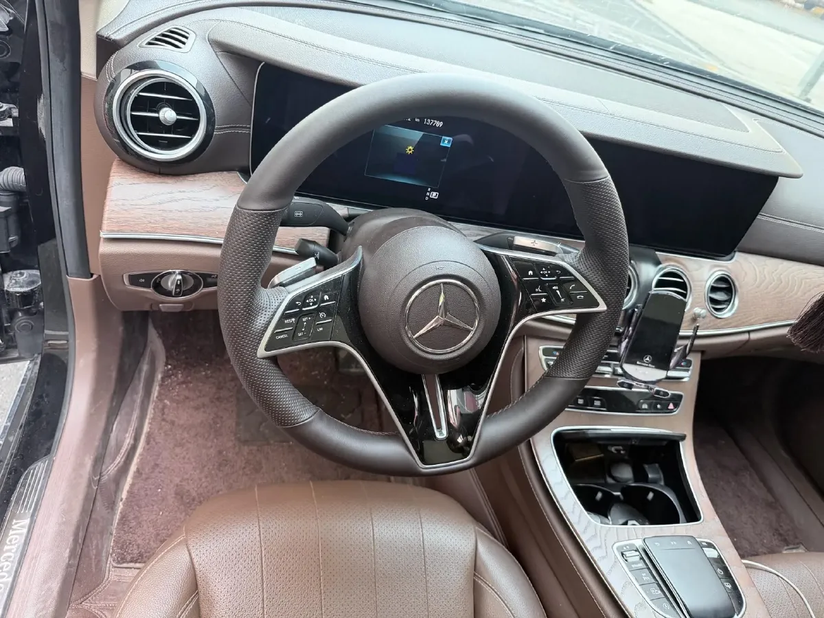 2022 Mercedes-Benz E Class 2.0T 258HP L4 9AT,autocango,china used car exporter,china ev exporter,chinese used car exporter,chinese used ev exporter