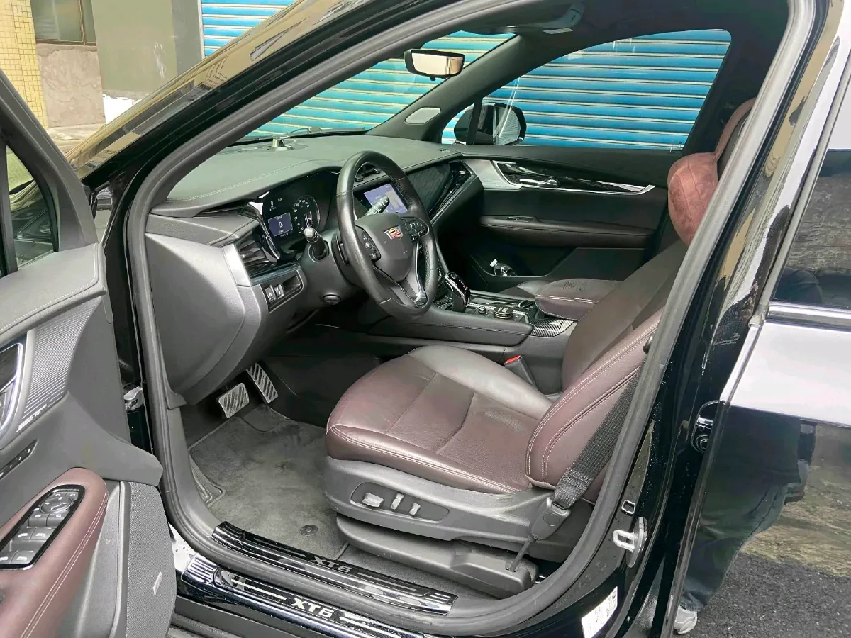 2022 Cadillac XT6 2.0T 237HP L4 9AT,autocango,china used car exporter,china ev exporter,chinese used car exporter,chinese used ev exporter