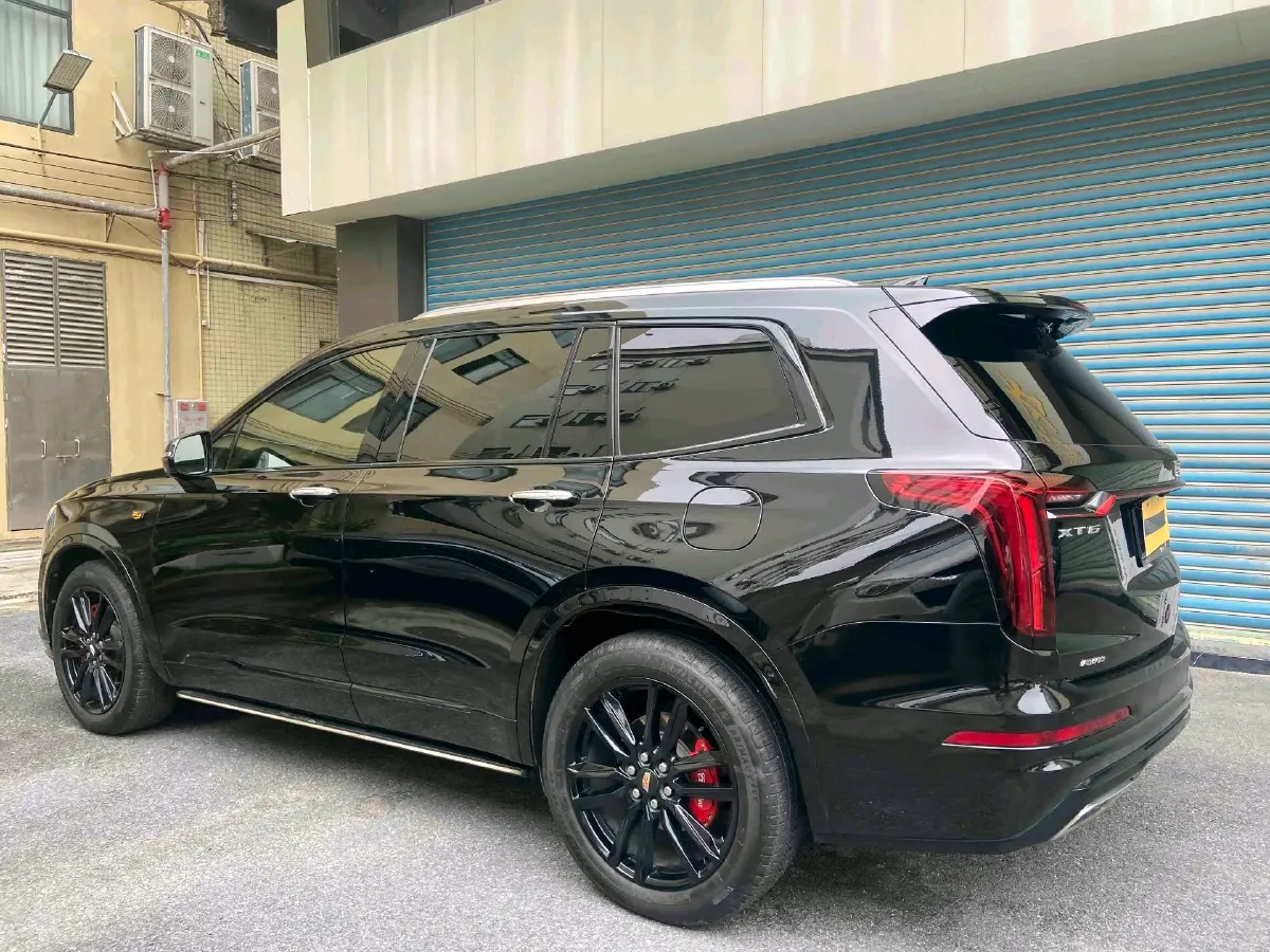 2022 Cadillac XT6 2.0T 237HP L4 9AT,autocango,china used car exporter,china ev exporter,chinese used car exporter,chinese used ev exporter