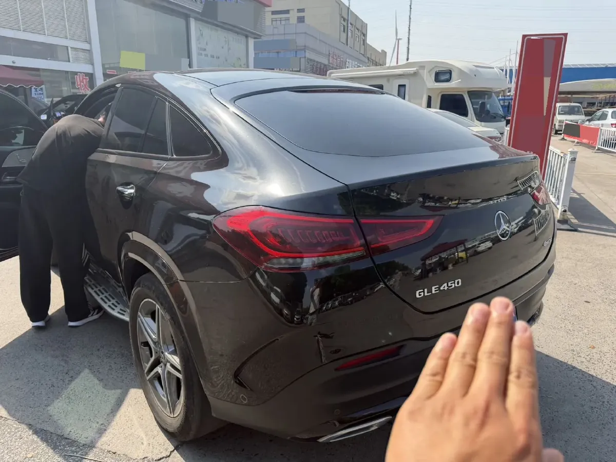 2022 Mercedes-Benz GLE Coupe 2.5T 367HP L6 9AT,autocango,china used car exporter,china ev exporter,chinese used car exporter,chinese used ev exporter